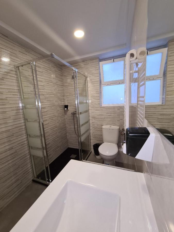 M-A Rooms Star Hostal มาดริด ภายนอก รูปภาพ
